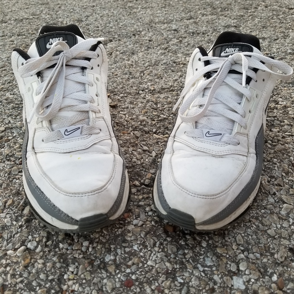 Nike Air Max - size 10.5